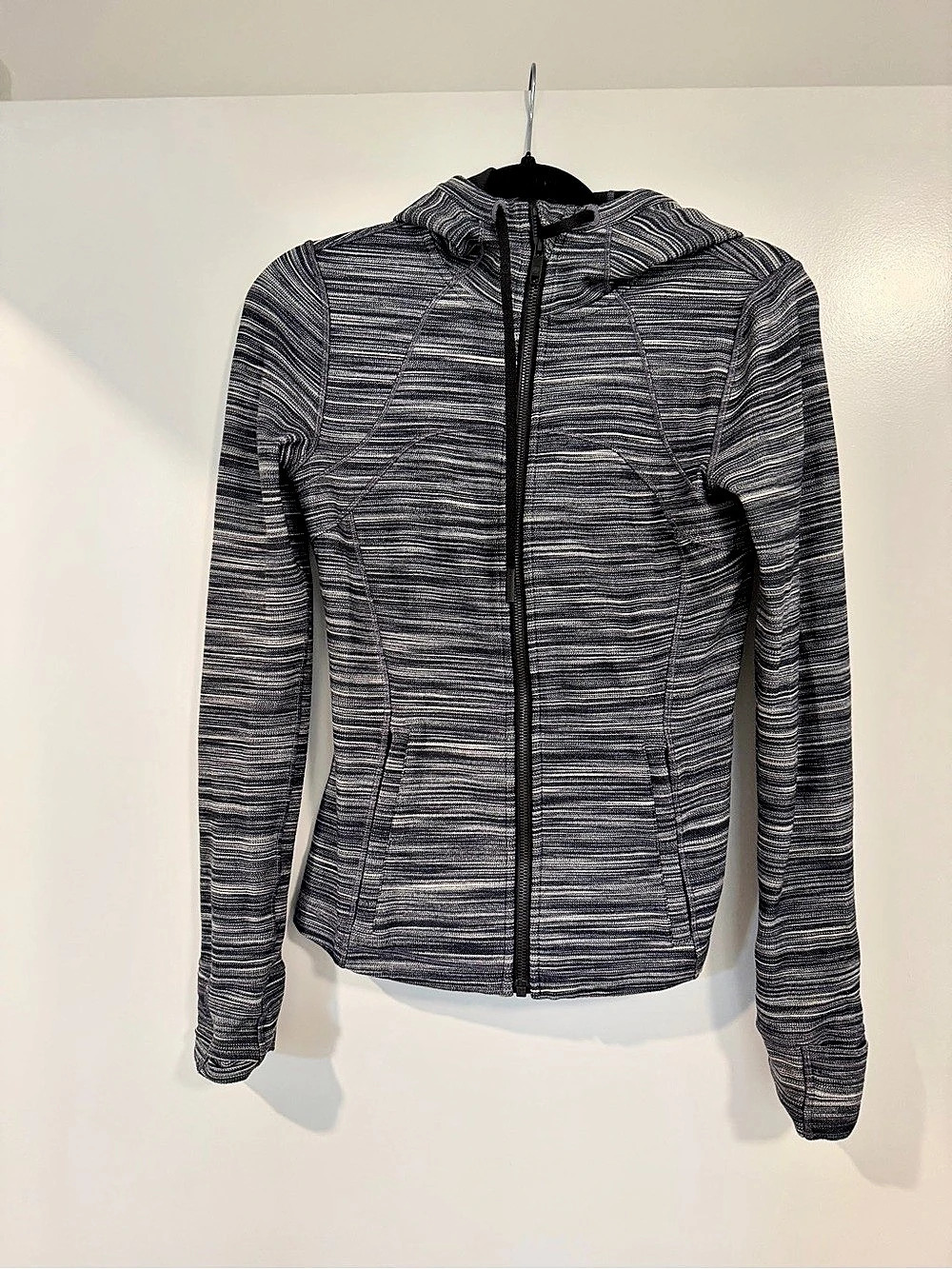 Lululemon Hooded Define Jacket *Nulu Gray & Black
